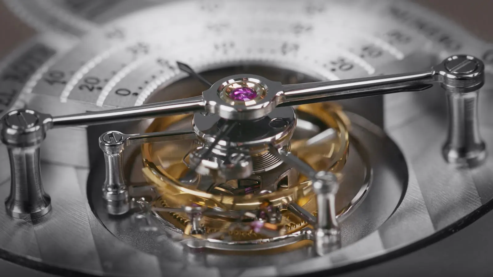 Image du film Tourbillon Rose Gold